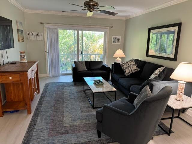 Imperial Point Colonnades - Residential