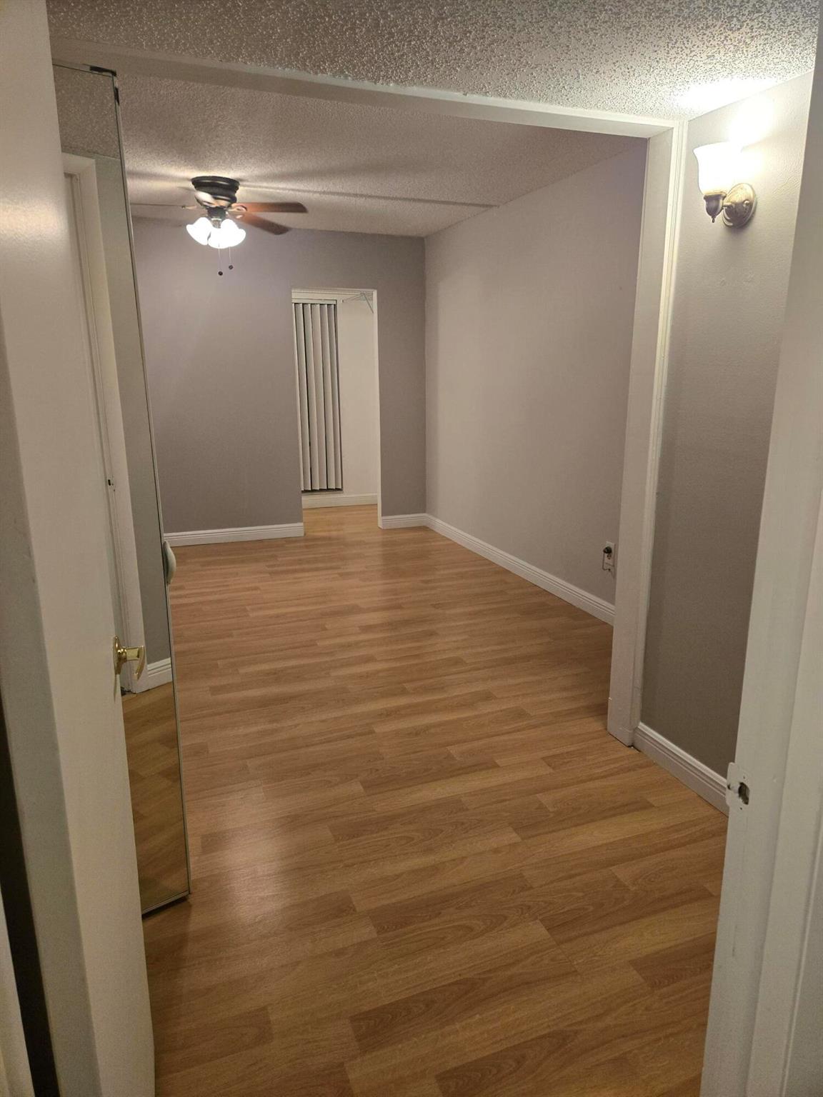 FOXWOOD ESTATES 1 OF LAKE - Residential Lease