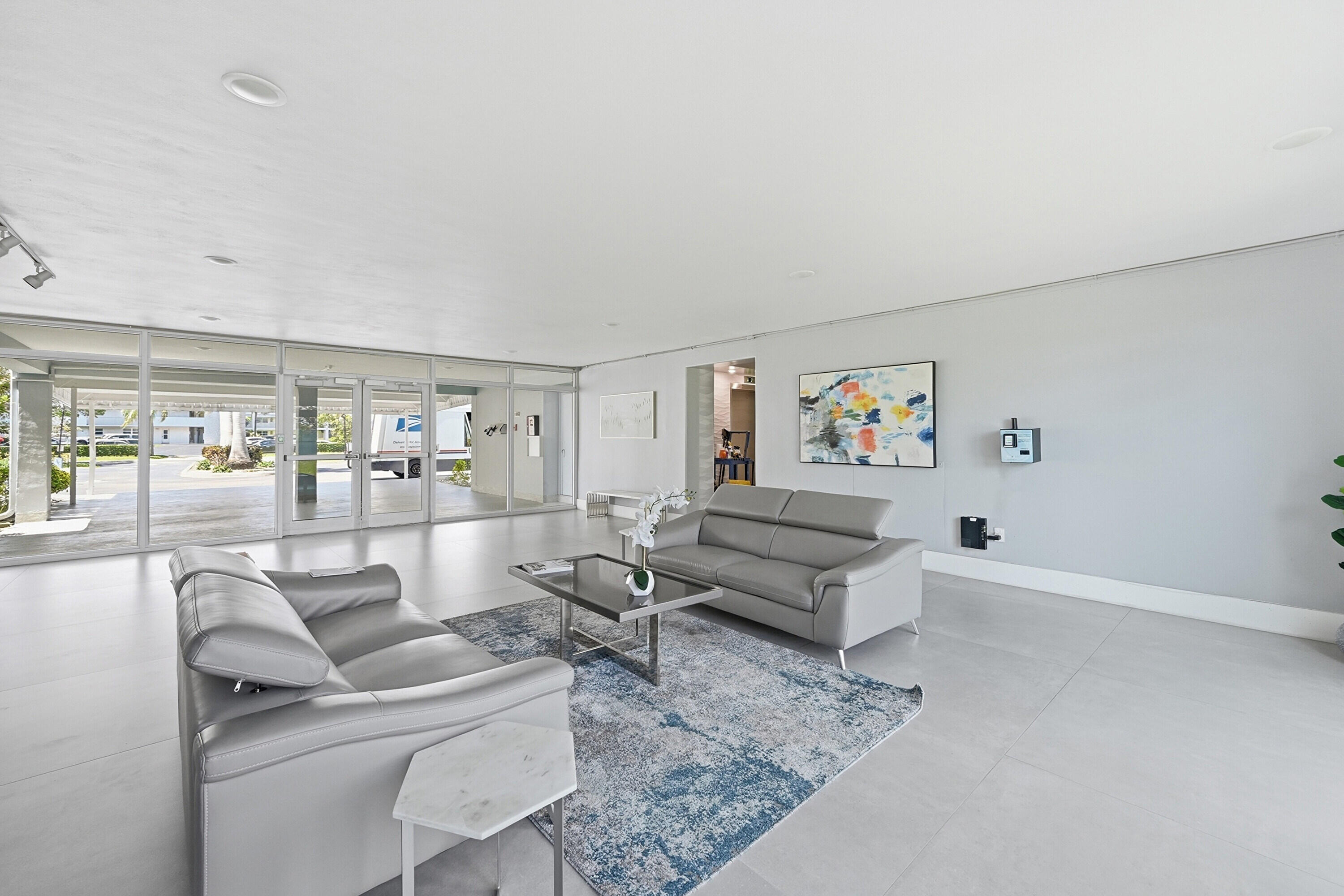 BOCA TEECA CONDO 3 - Residential