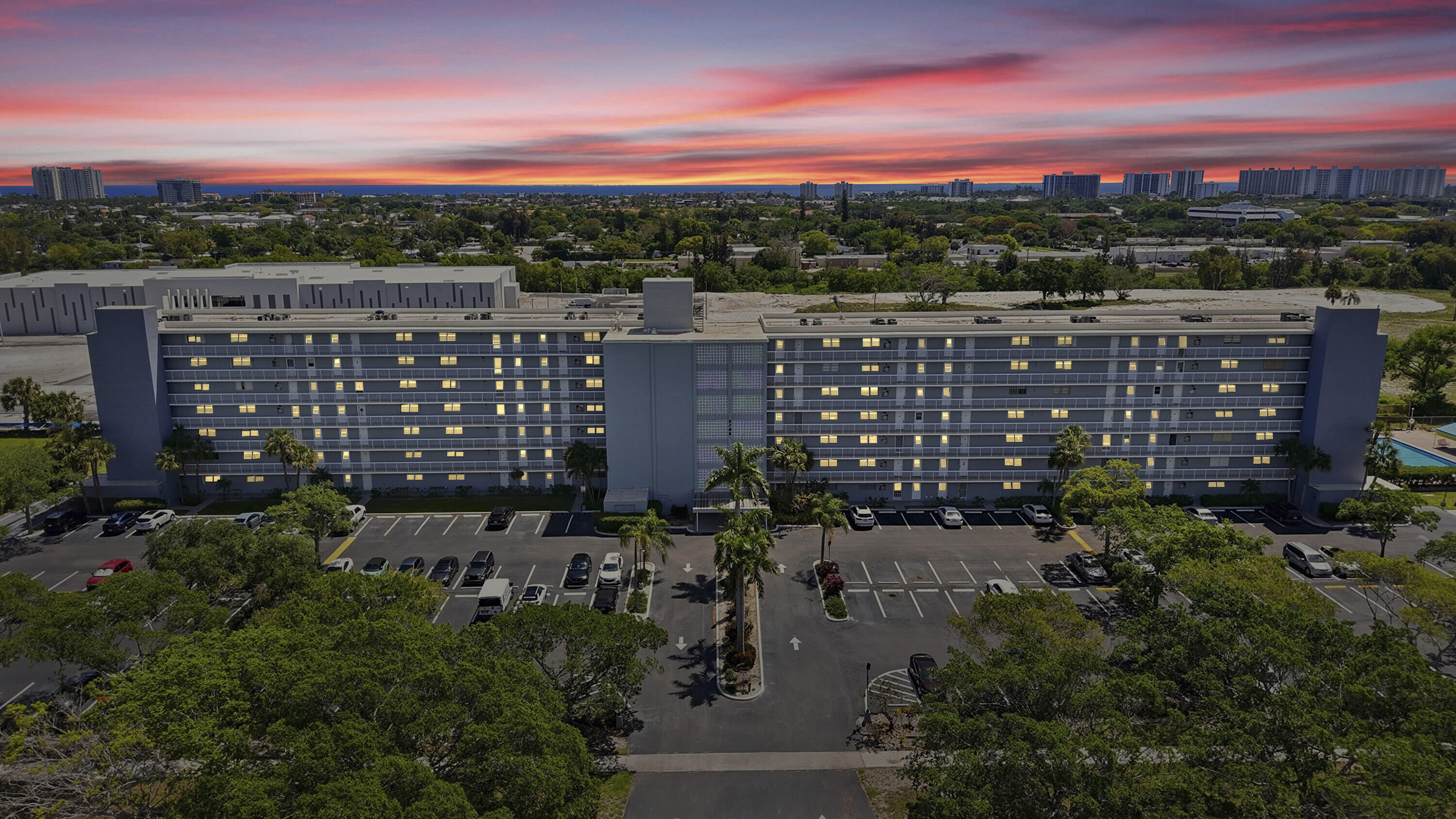 BOCA TEECA CONDO 3 - Residential