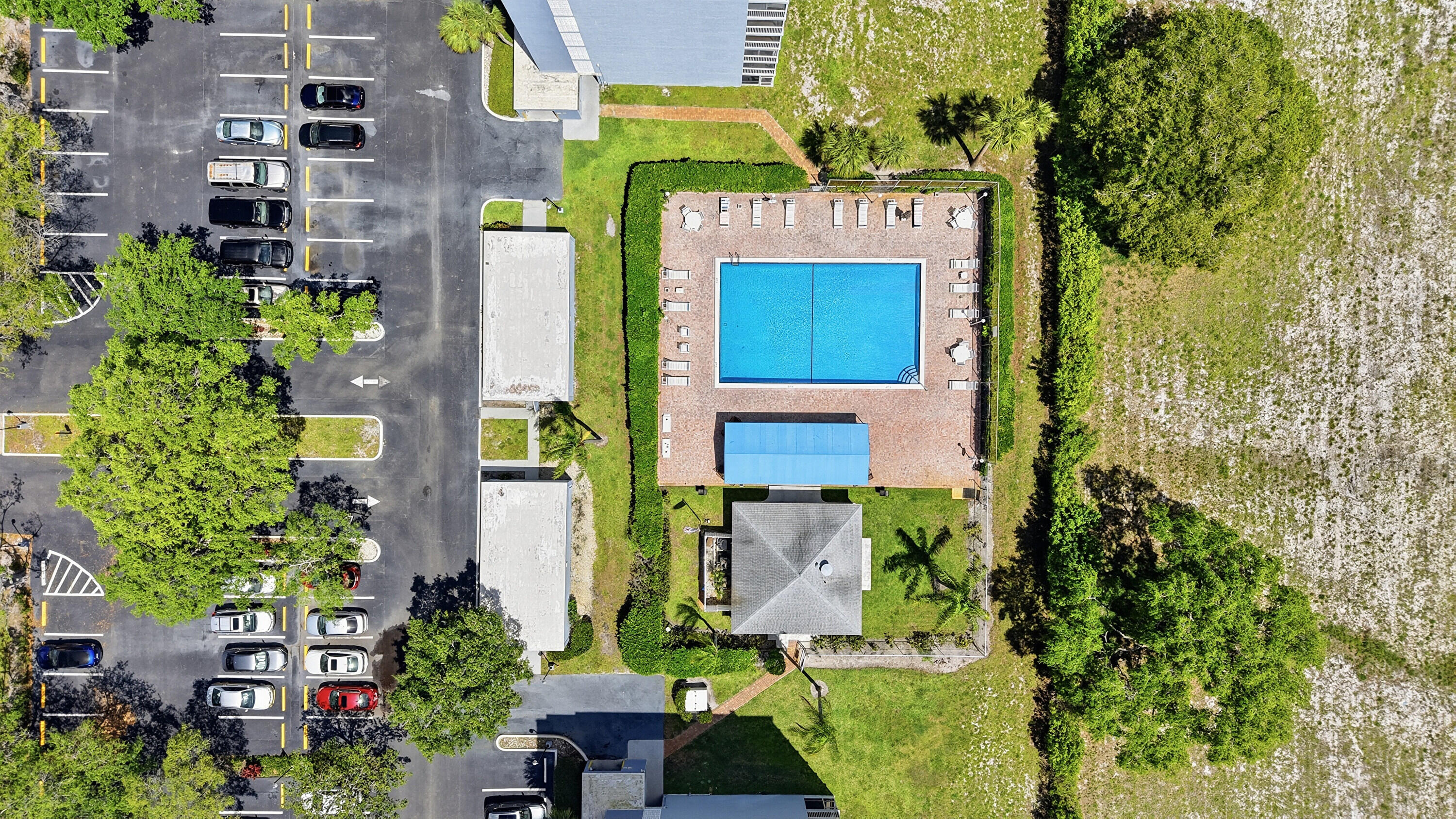 BOCA TEECA CONDO 3 - Residential