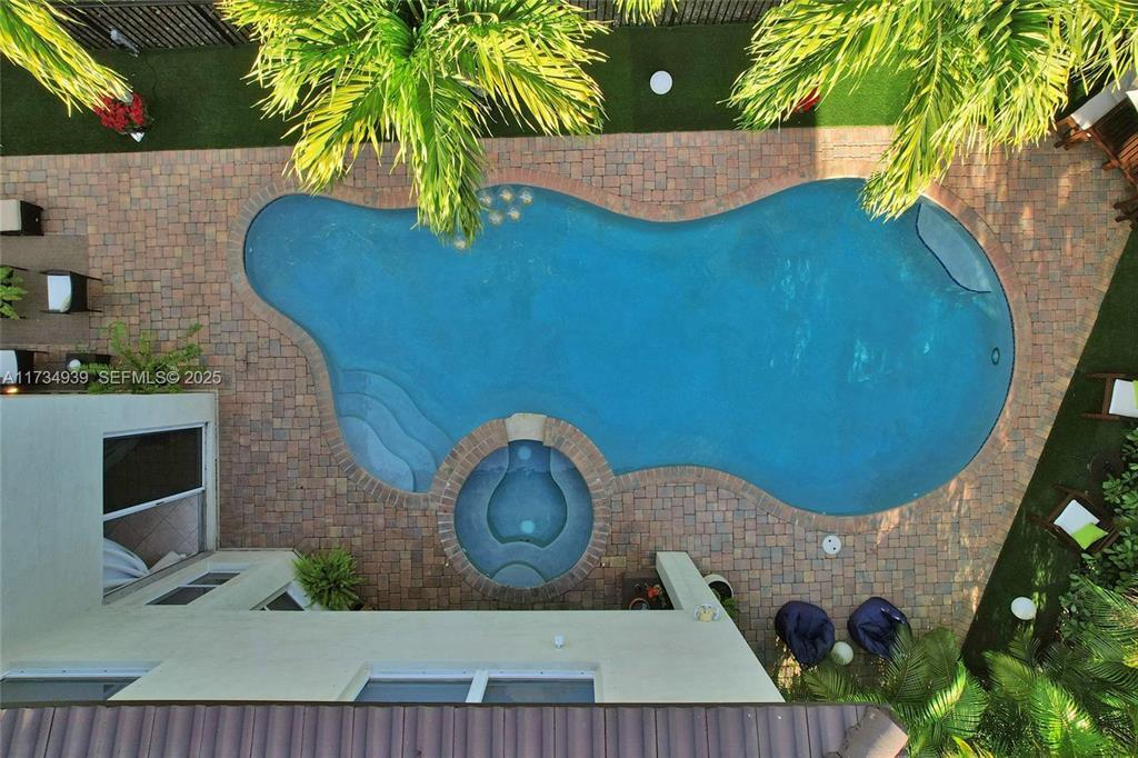 15553 SW 25th Street