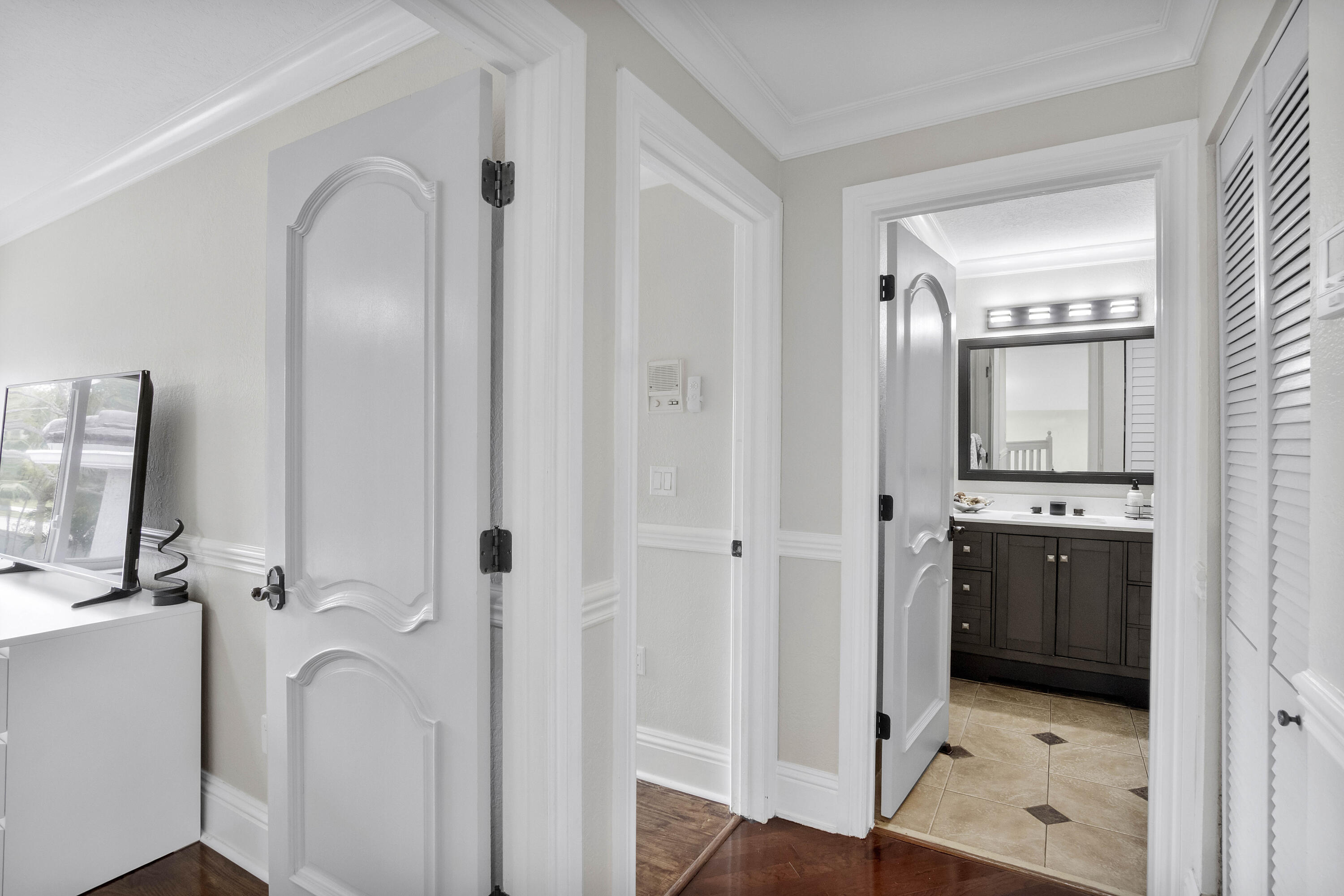 LAKEVIEW DRIVE SUBDIVISION - Residential