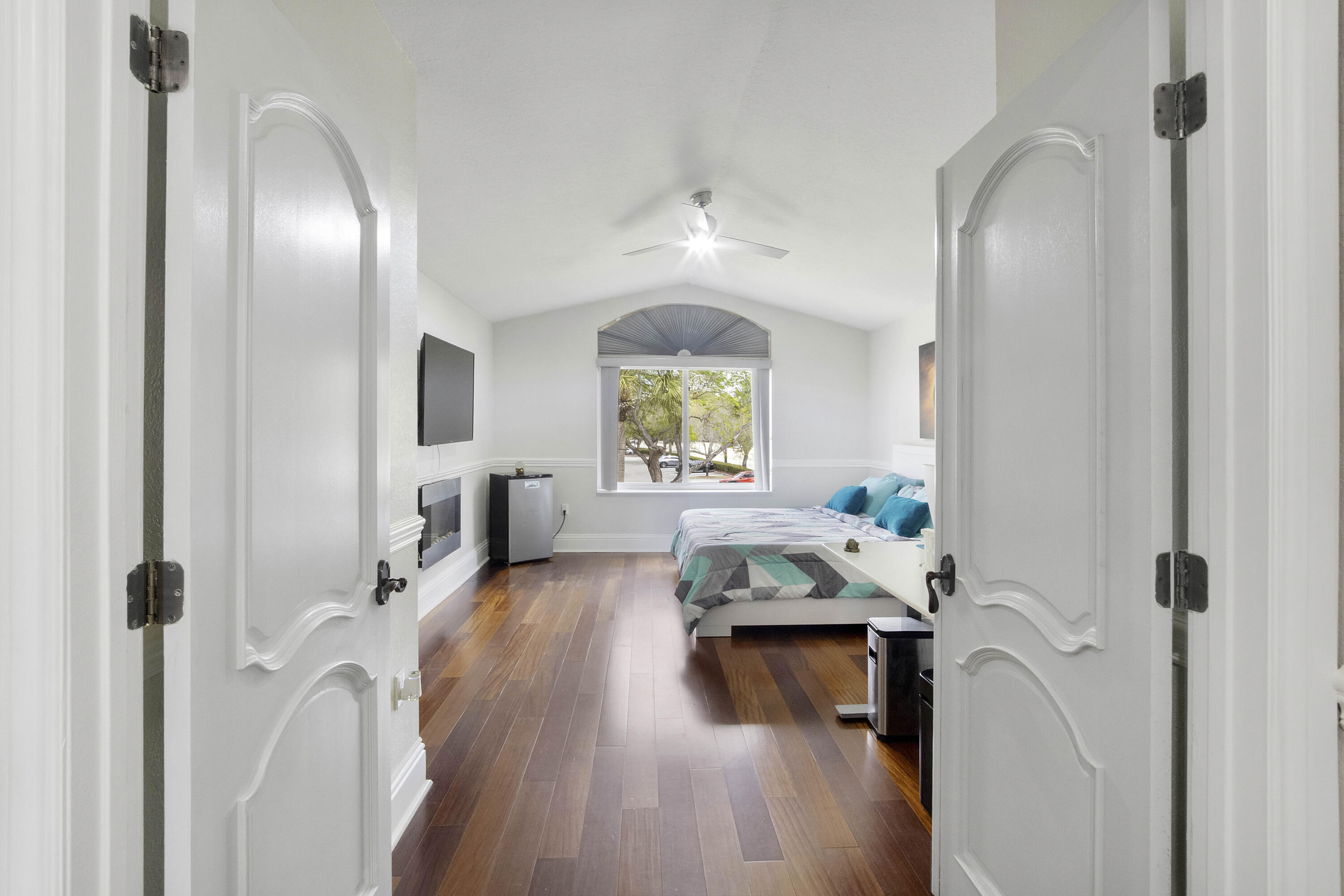 LAKEVIEW DRIVE SUBDIVISION - Residential