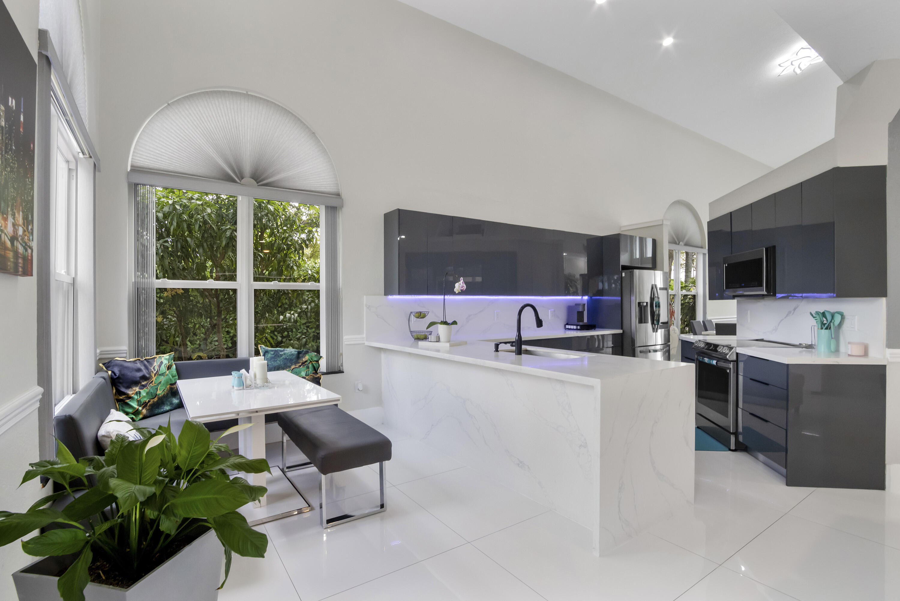 LAKEVIEW DRIVE SUBDIVISION - Residential