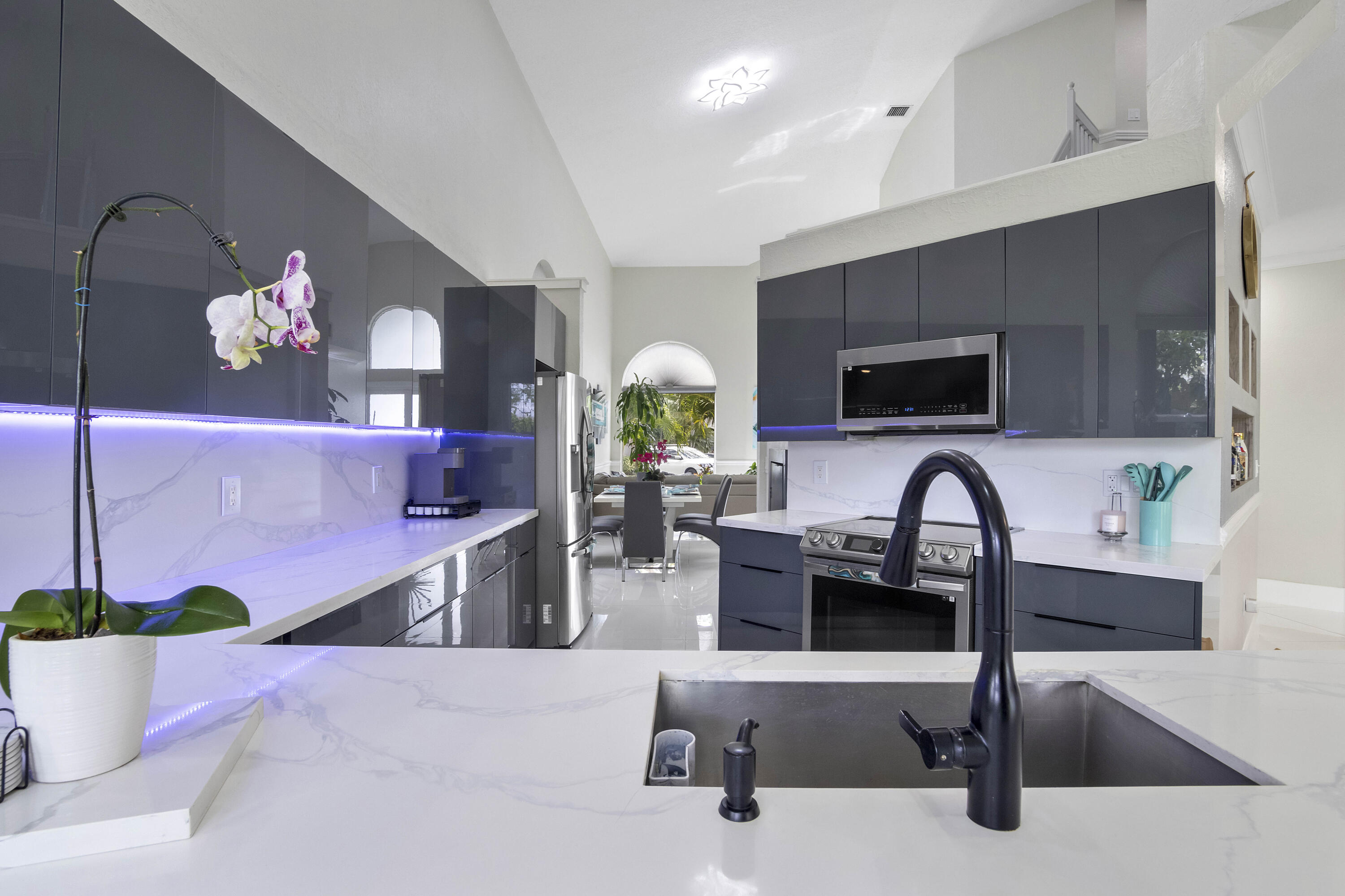 LAKEVIEW DRIVE SUBDIVISION - Residential