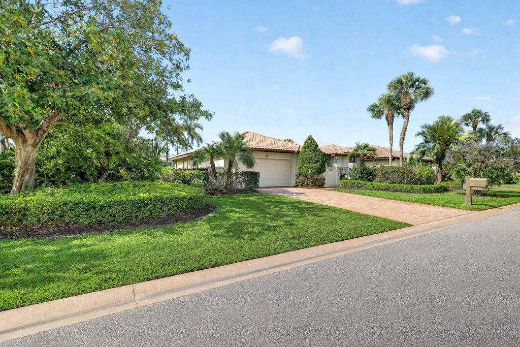 Photo of 5422 SE Meredith Terrace, Stuart, FL 34997 (MLS # B26014185)