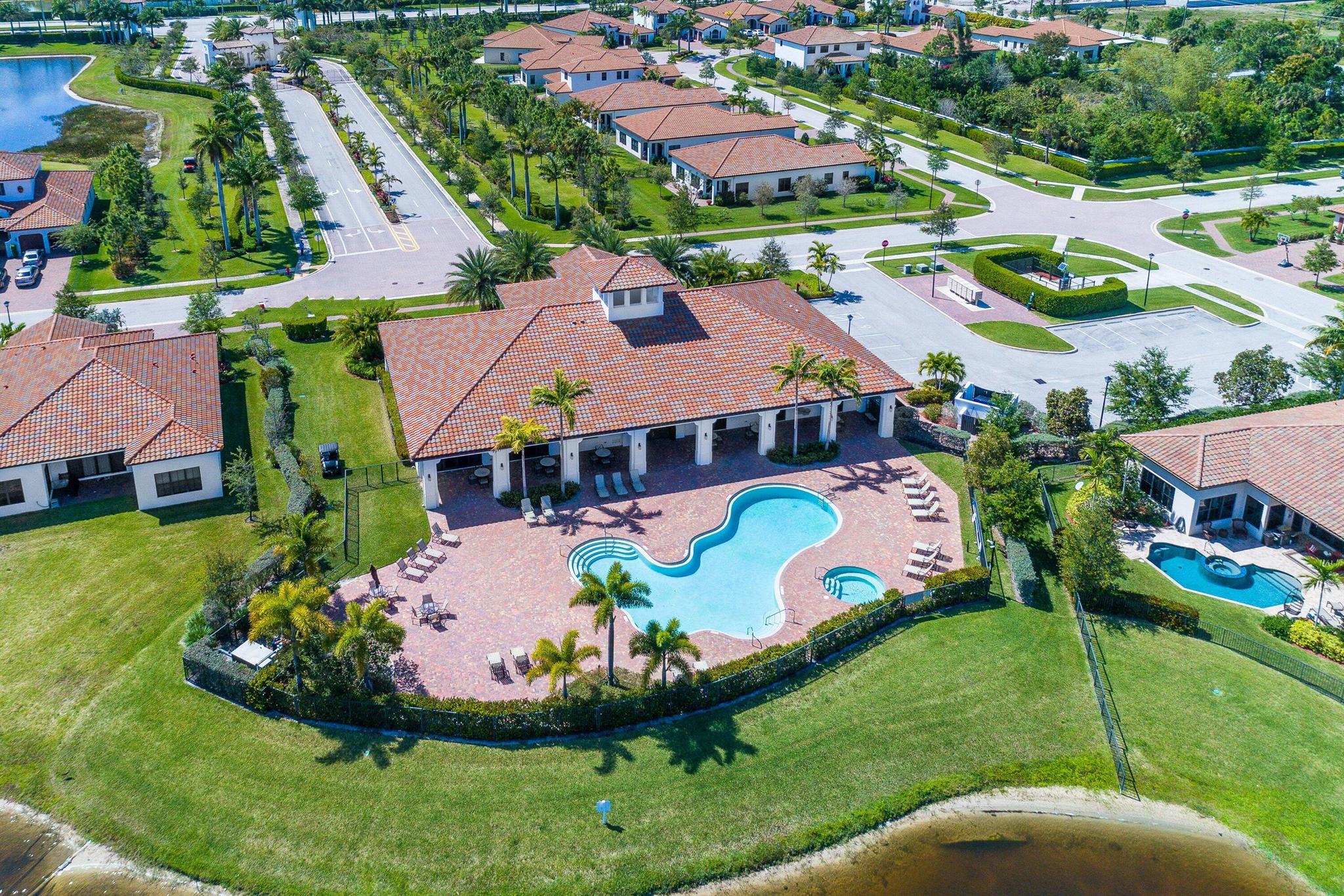 OSPREY OAKS - Residential