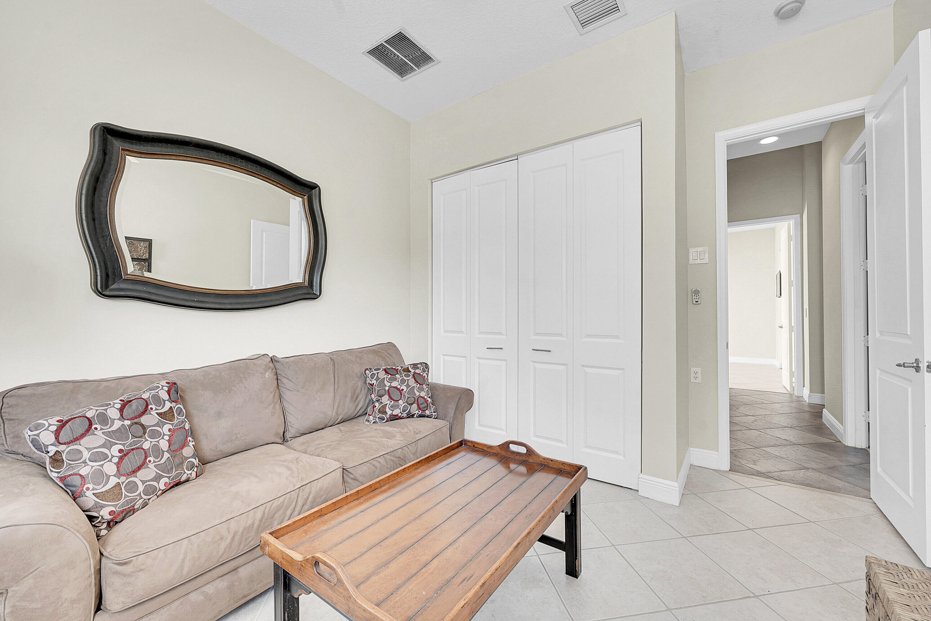 TRADITION PLAT NO 19 - Residential