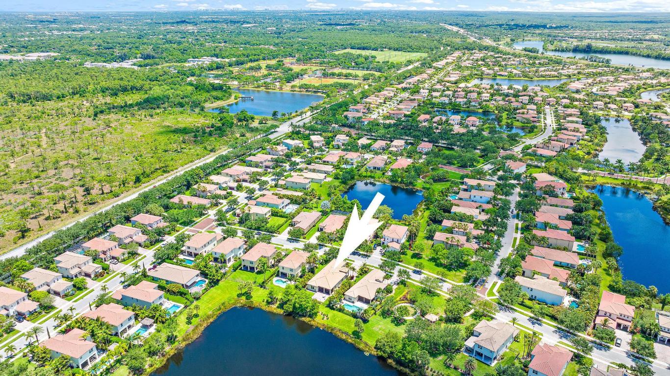 LOXAHATCHEE RESERVE NORTH - Residential Lease