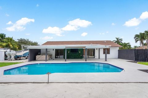 A home in Royal Palm Beach