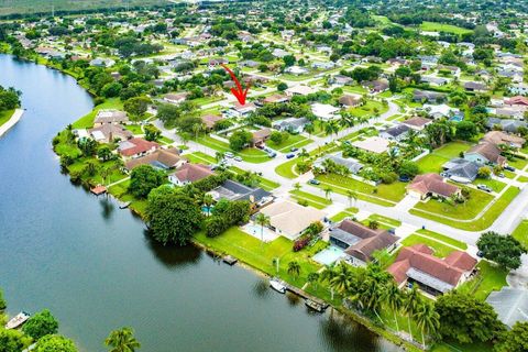 A home in Royal Palm Beach