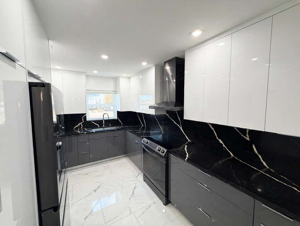 Photo of 9054 NW 35TH Place, Sunrise, FL 33351 (MLS # B26066514)
