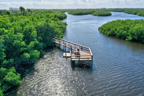 A home in Hutchinson Island