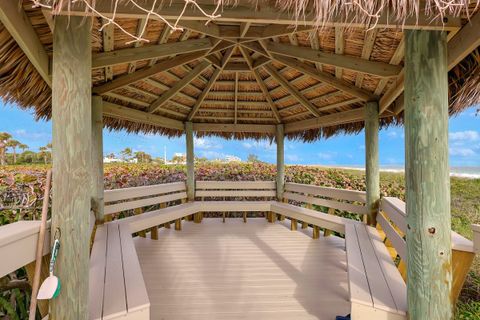 A home in Hutchinson Island