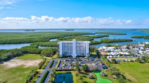 A home in Hutchinson Island