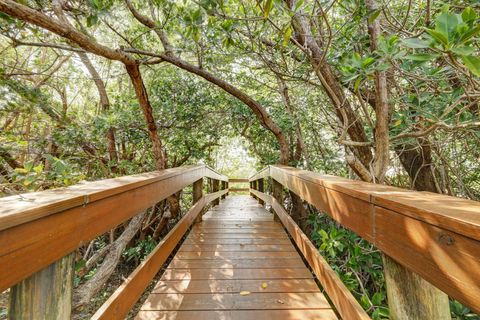 A home in Hutchinson Island