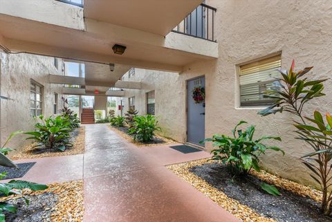 7500 NW 30th Place 123 Sunrise FL 33313