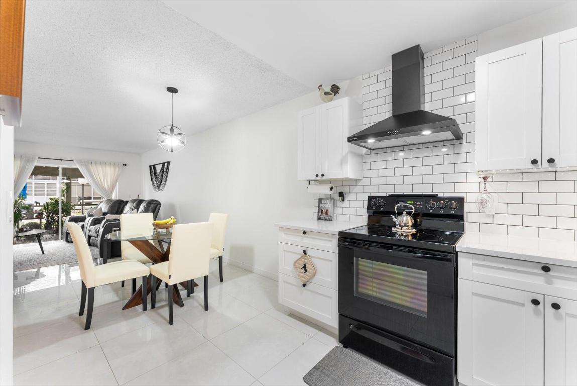 QUAIL RUN OF SUNRISE - Residential