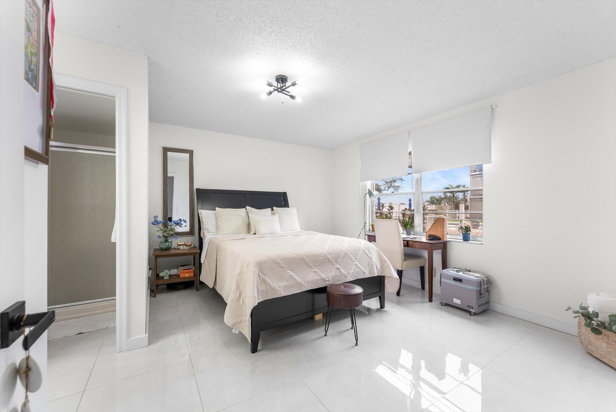 QUAIL RUN OF SUNRISE - Residential