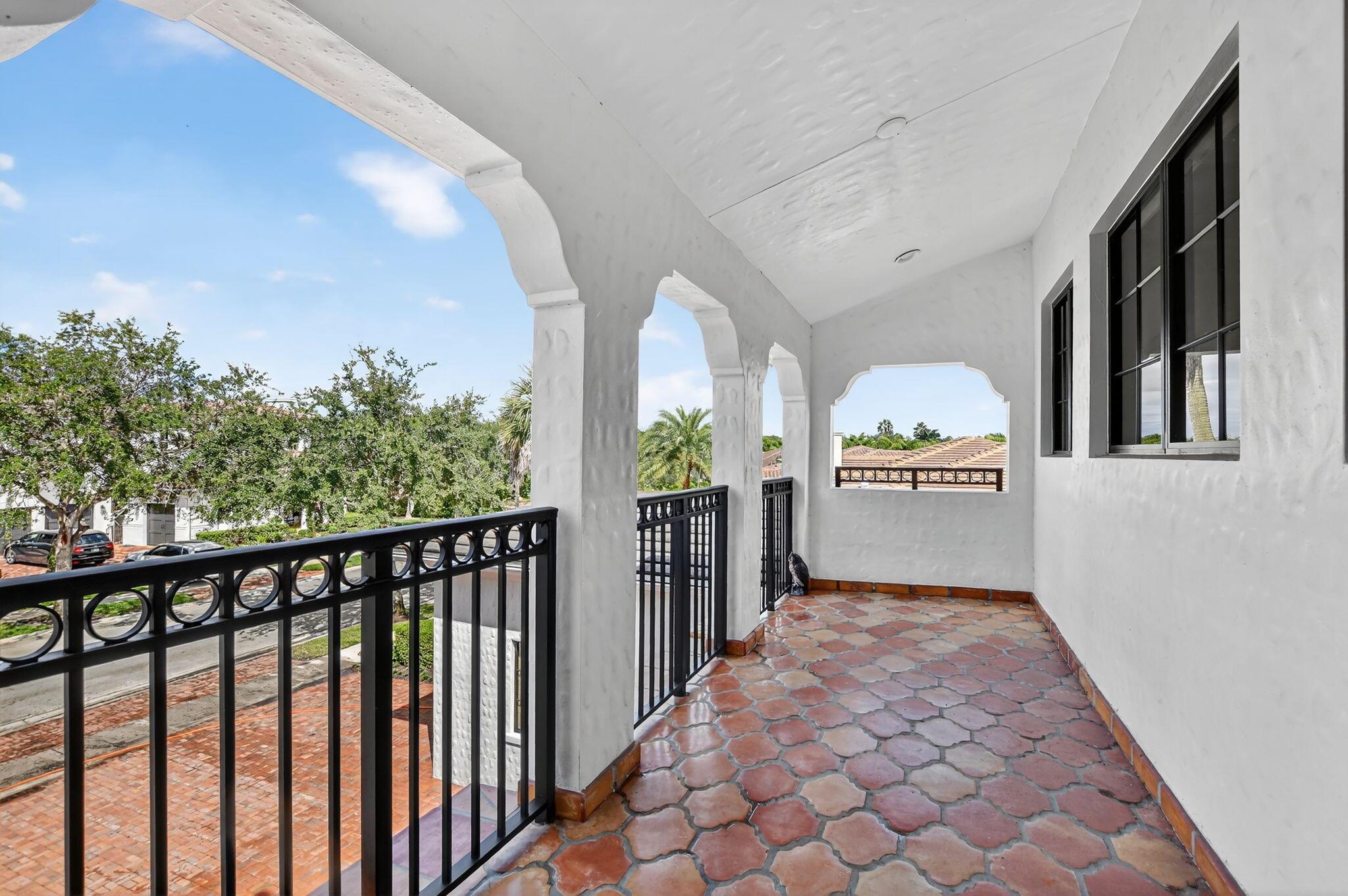 PARKLAND GOLF & COUNTRY C - Residential