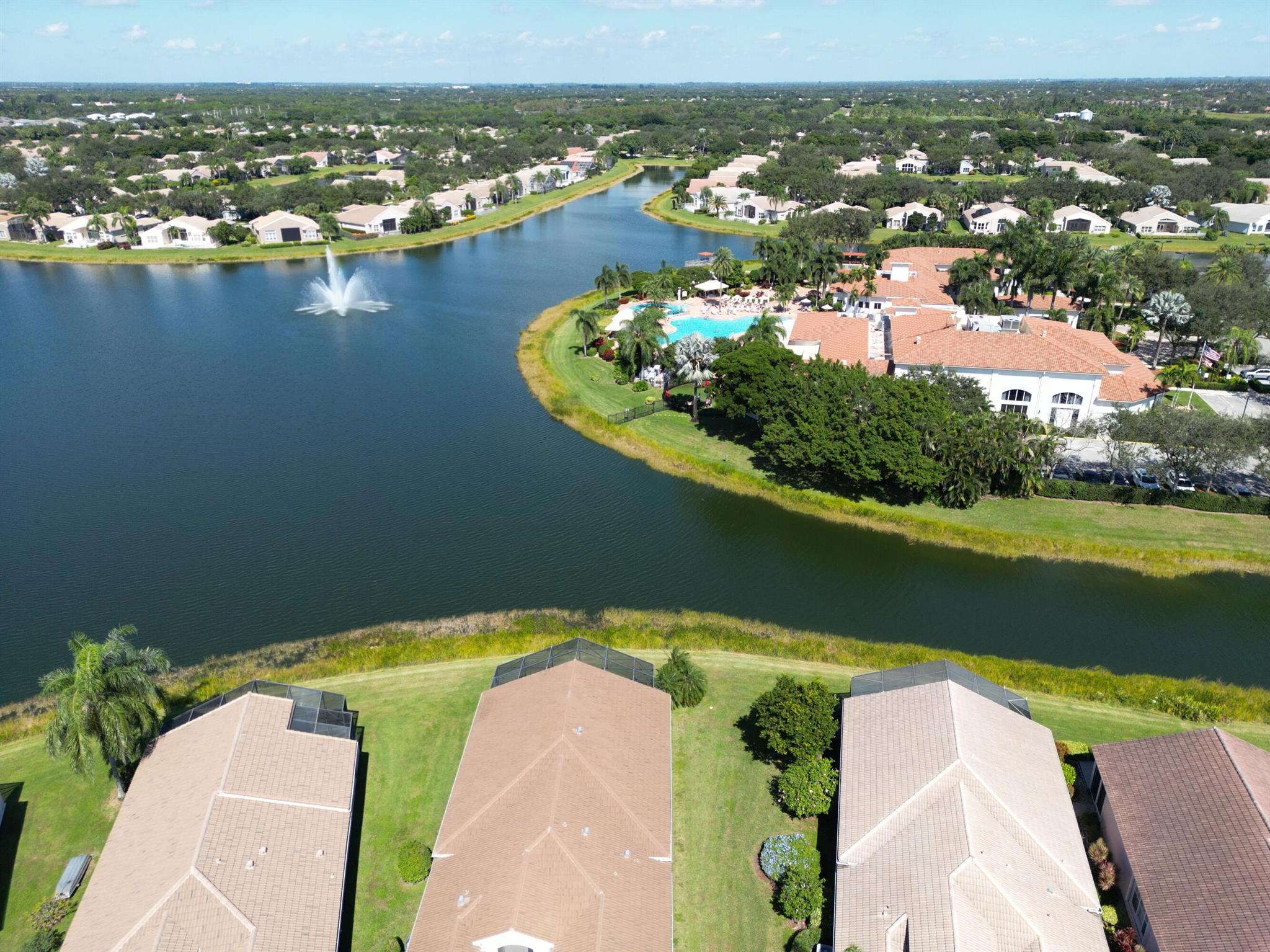 VALENCIA FALLS 7 - Residential