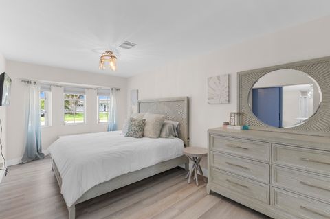 Tiny photo for 612 SE 10th Avenue, Deerfield Beach, FL 33441 (MLS # B26034346)