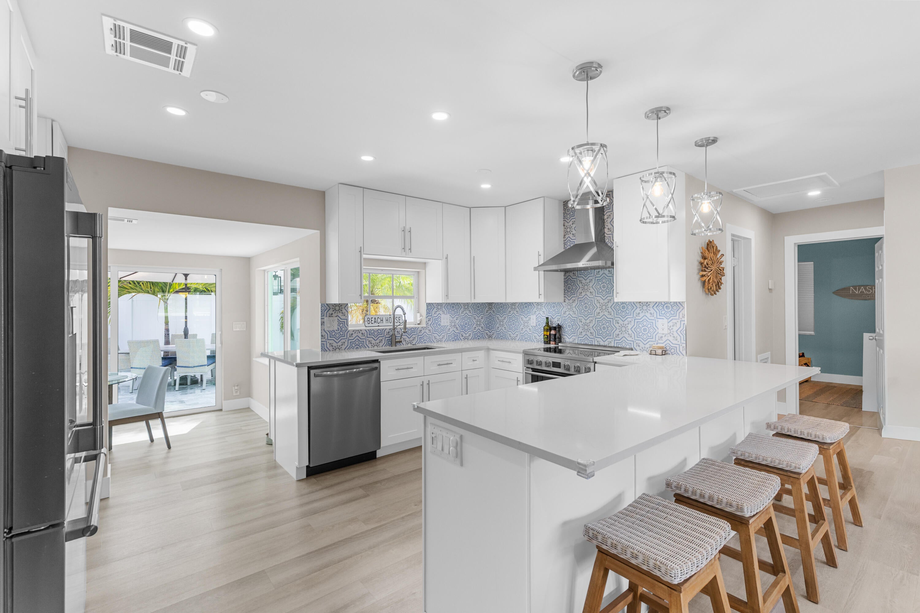 612 SE 10th Avenue, Deerfield Beach FL 33441
