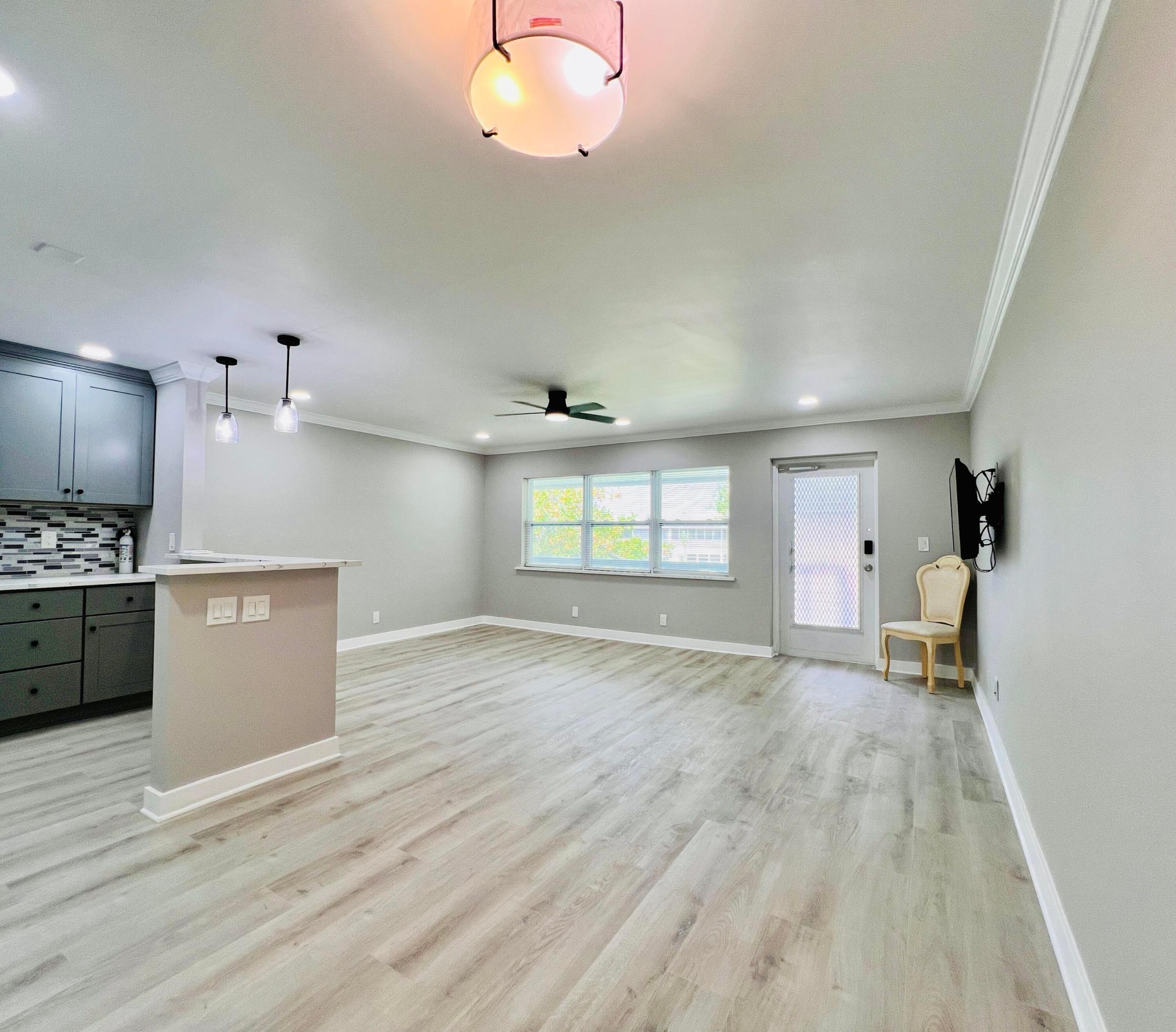 15 Bedford A