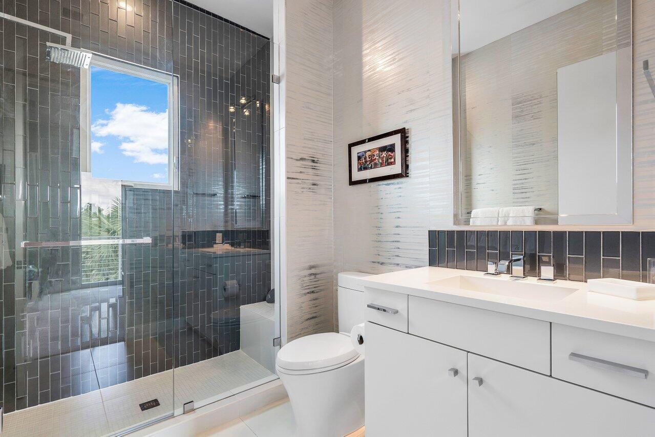 FRENCHMANS CREEK - Residential