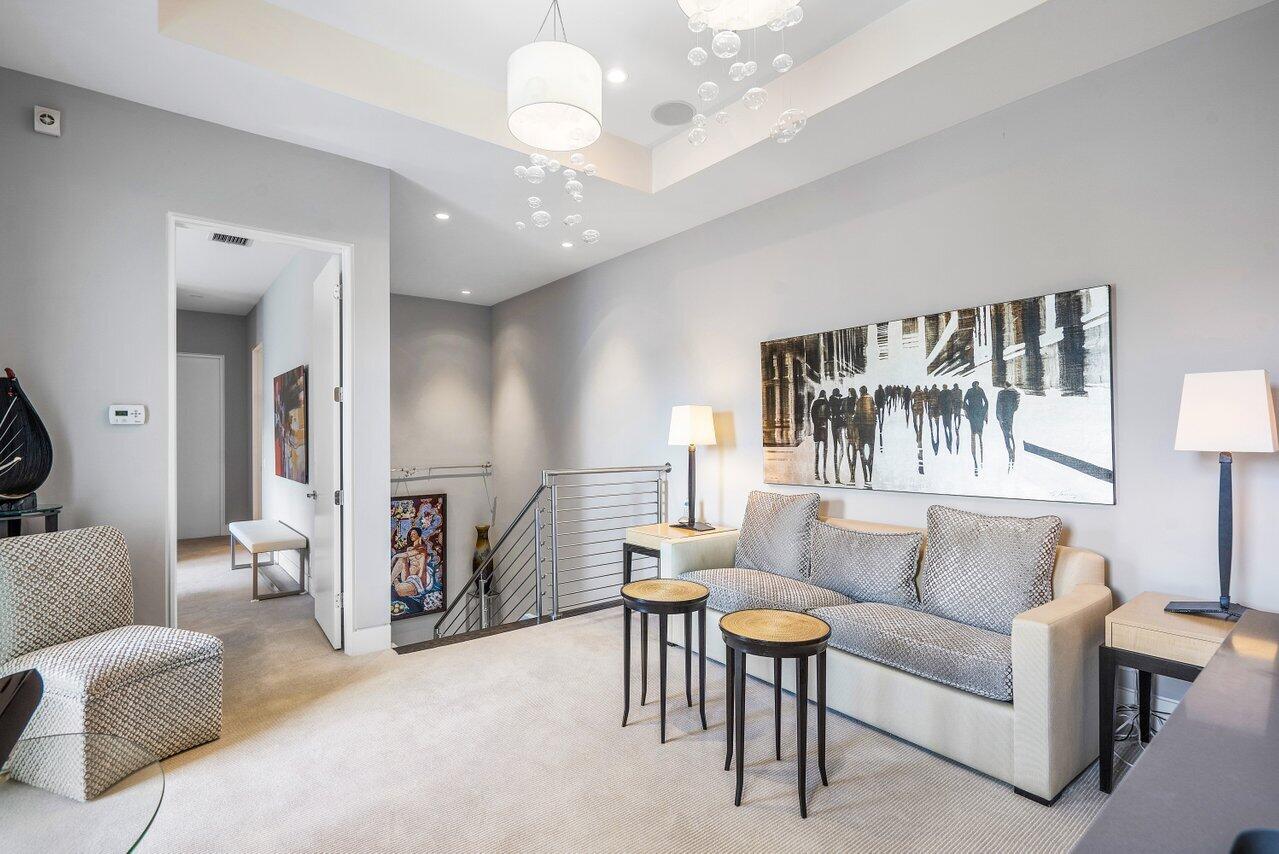 FRENCHMANS CREEK - Residential