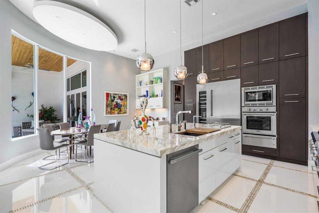 FRENCHMANS CREEK - Residential