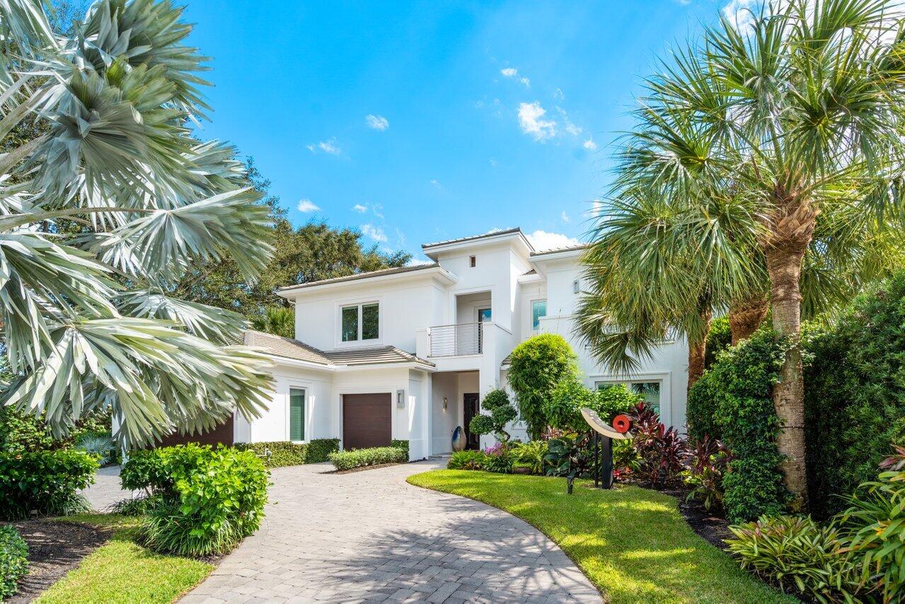 FRENCHMANS CREEK - Residential