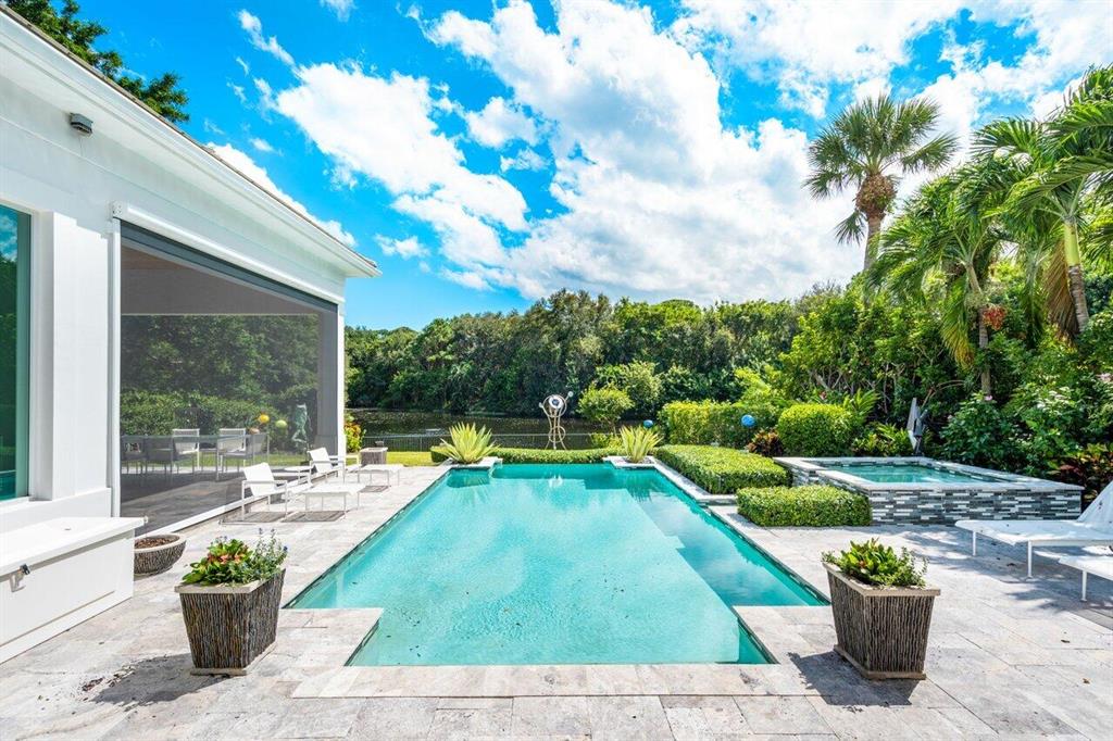 FRENCHMANS CREEK - Residential