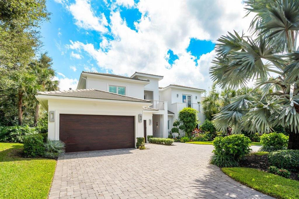 FRENCHMANS CREEK - Residential