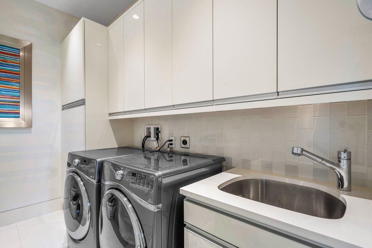 FRENCHMANS CREEK - Residential