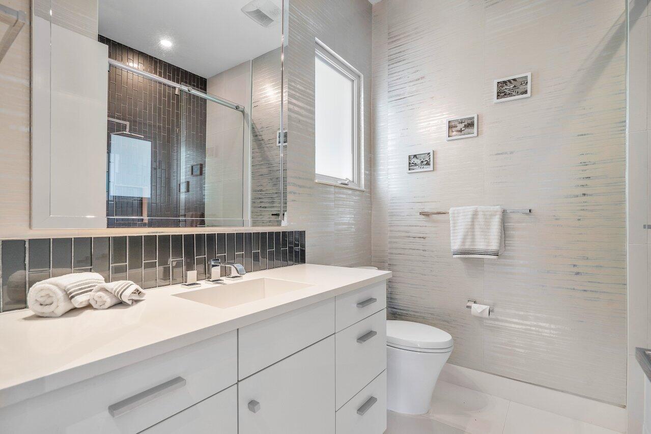 FRENCHMANS CREEK - Residential