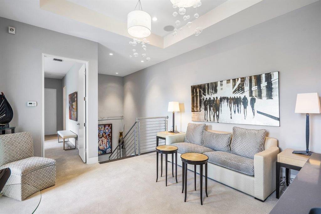 FRENCHMANS CREEK - Residential