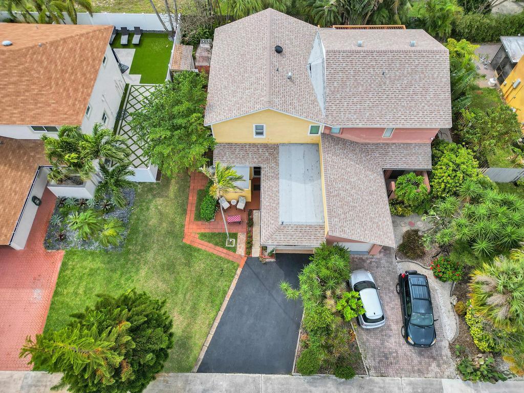 MARINELLO ESTATES - Residential