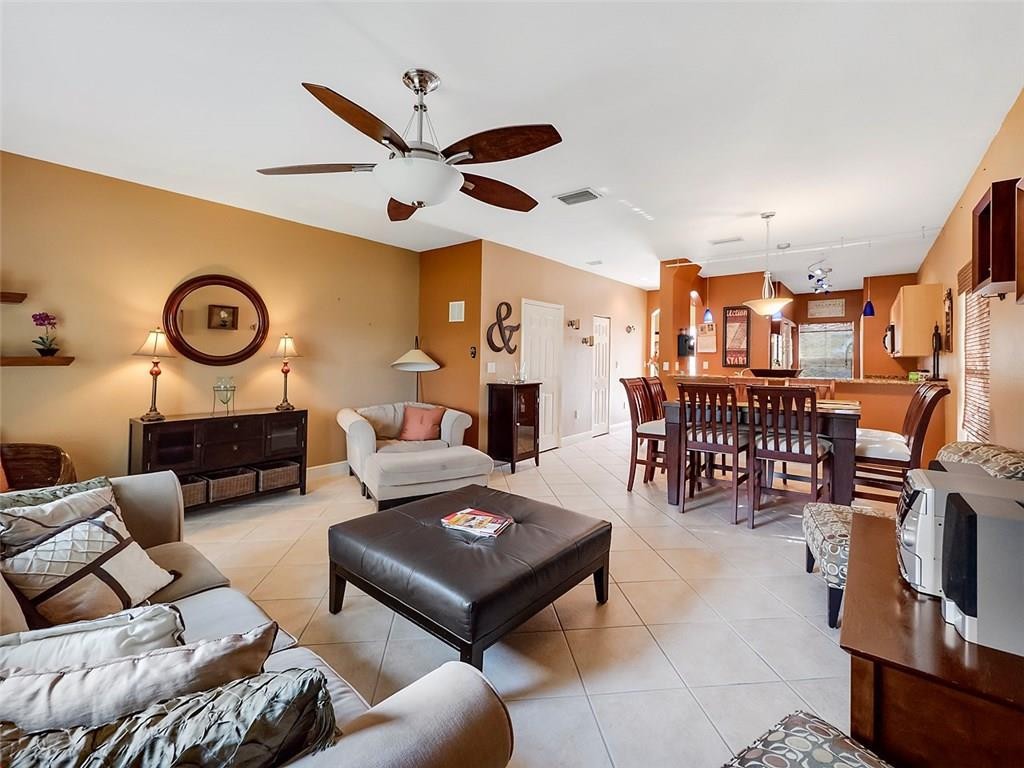 Las Terrazas - Residential