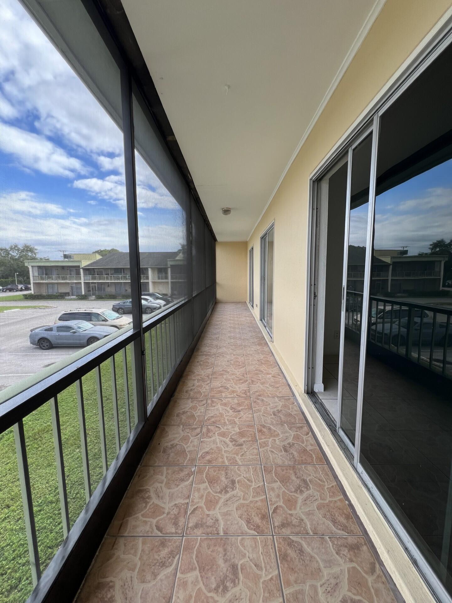 RAMBLEWOOD EAST CONDO - Residential Lease