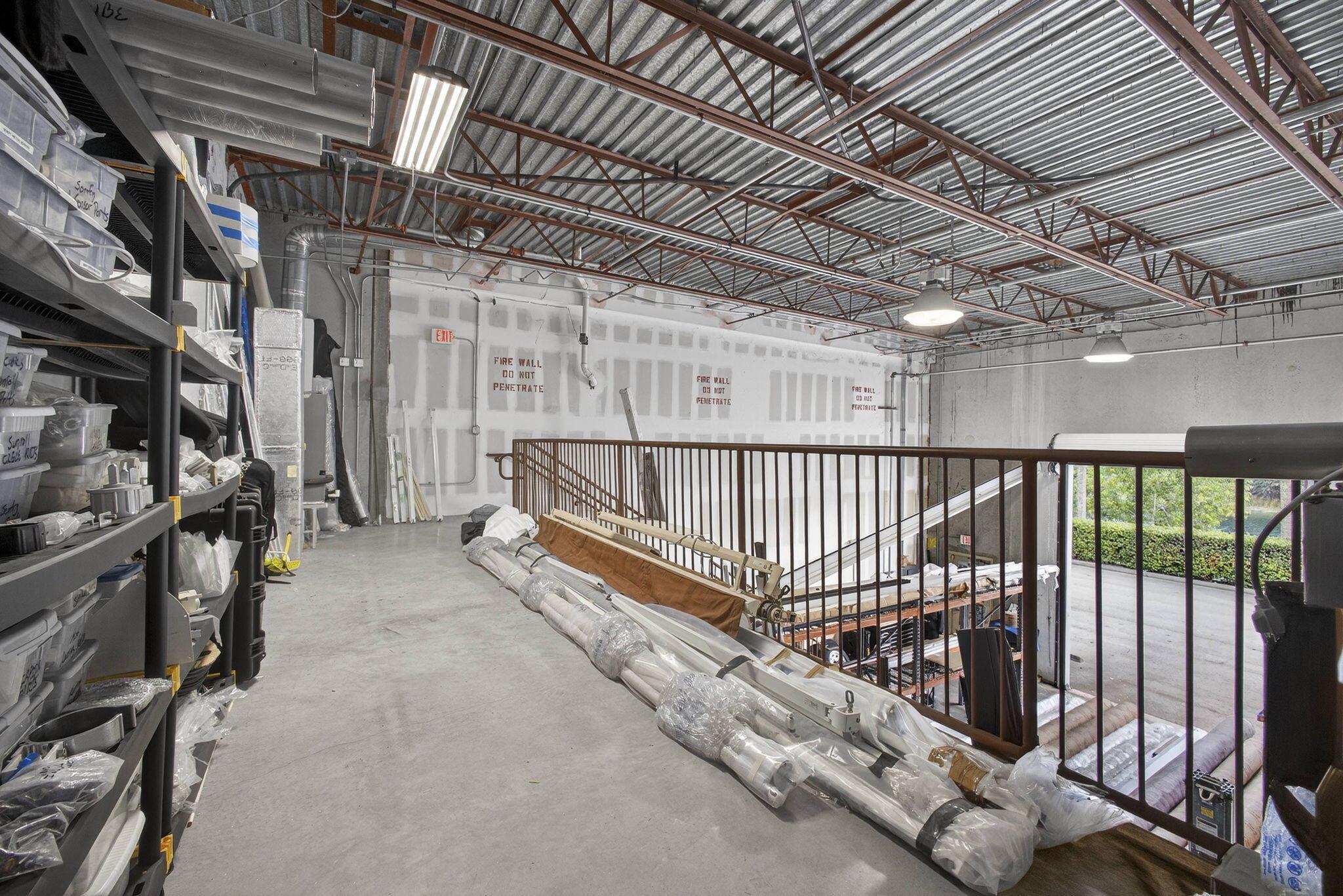 ROYAL PALM BUSINESS PLAZA - Commercial Sale