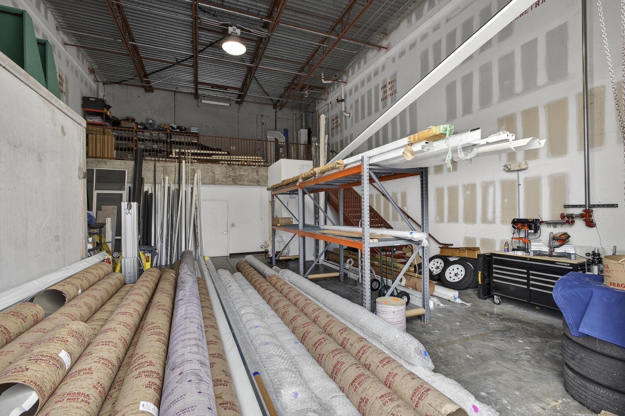 ROYAL PALM BUSINESS PLAZA - Commercial Sale