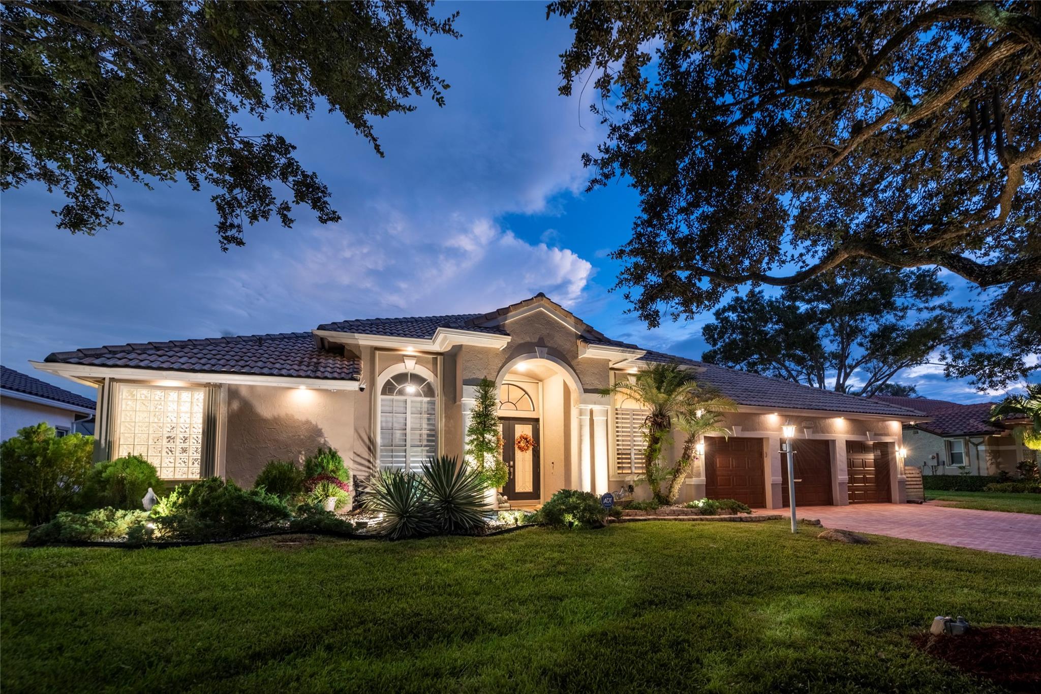 Estates Of Stirling Lake - Residential