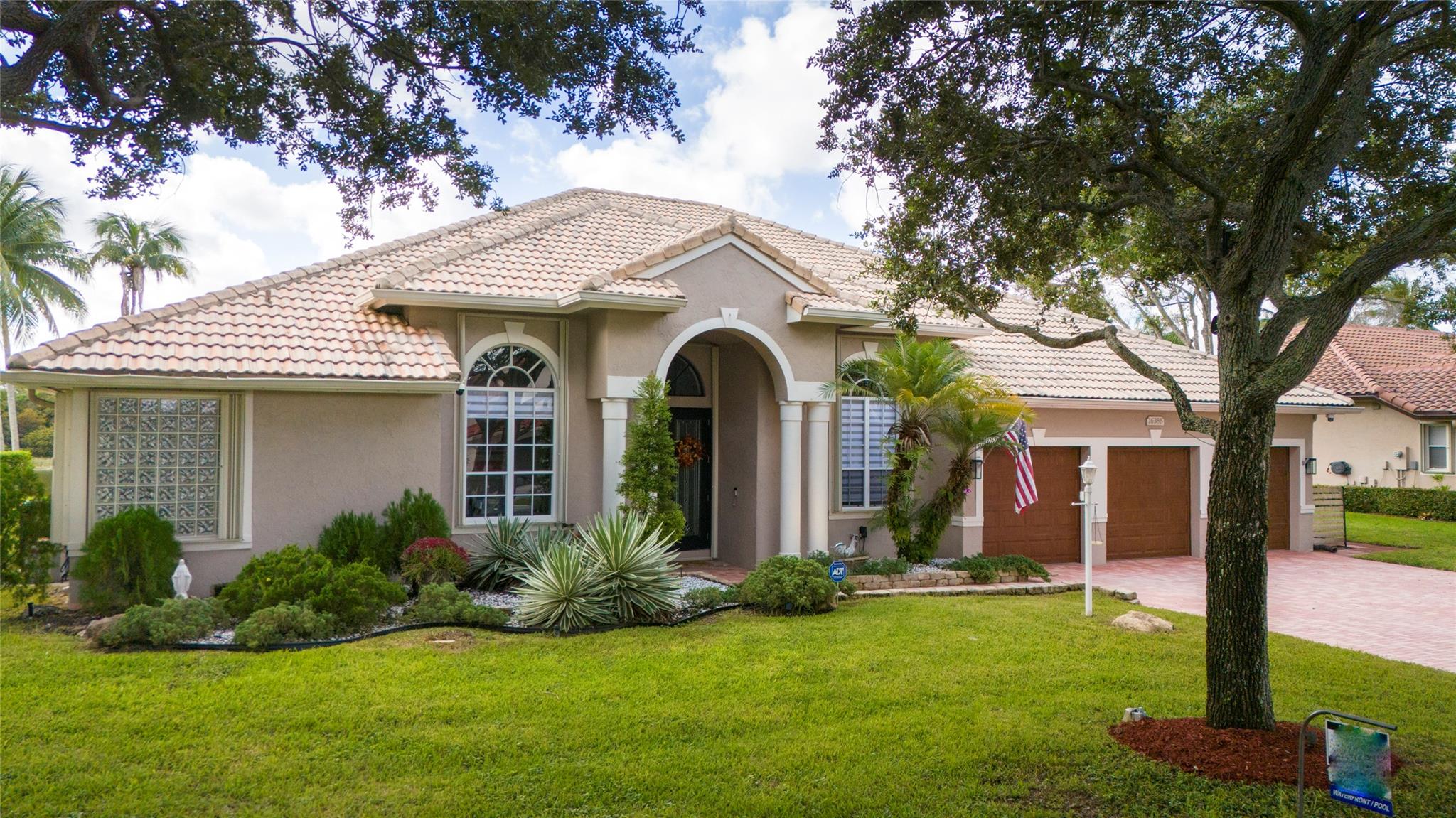 Estates Of Stirling Lake - Residential