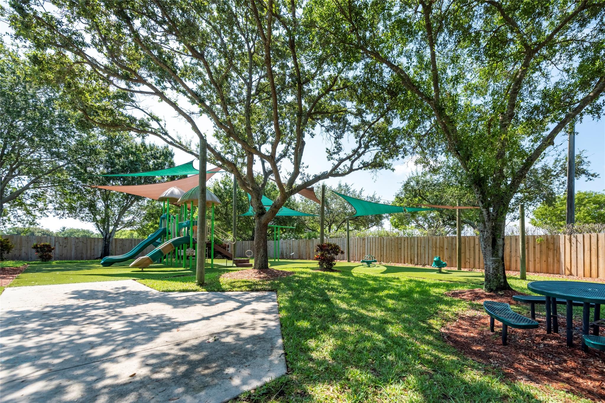 Estates Of Stirling Lake - Residential