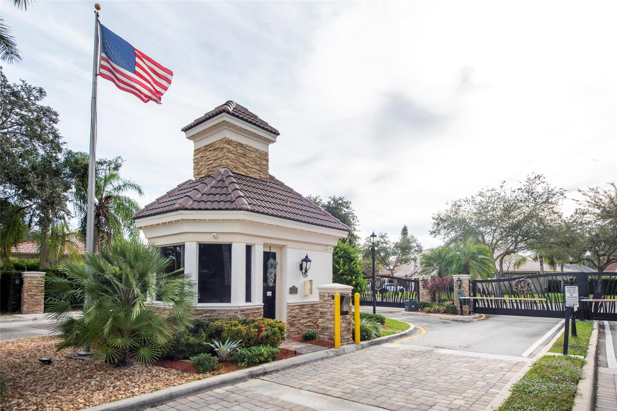 Estates Of Stirling Lake - Residential