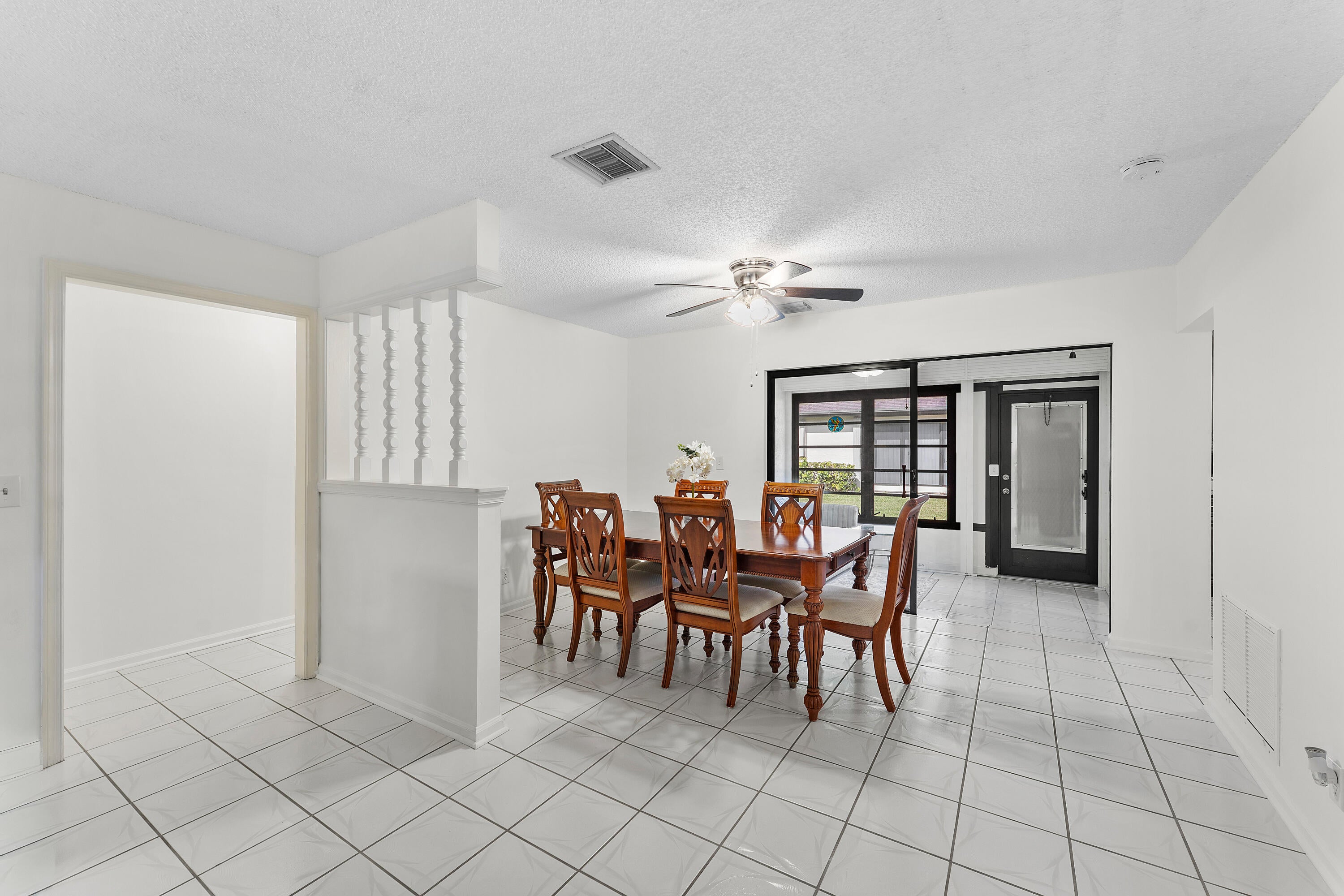 4903 EQUESTRIAN Circle A