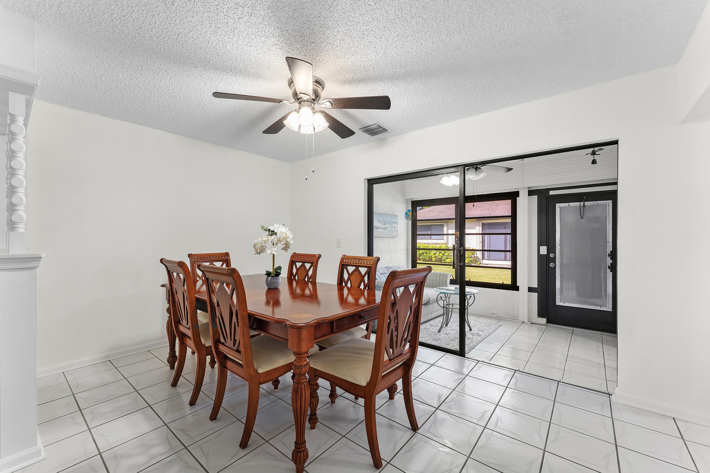 4903 EQUESTRIAN Circle A
