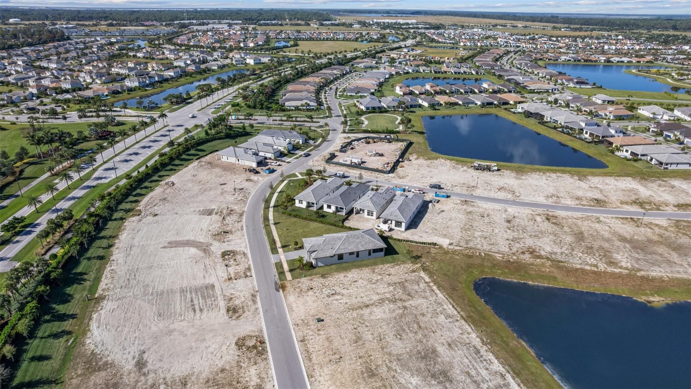 CRESSWIND PALM BEACH - Residential